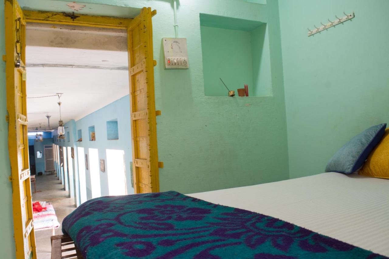 Auberge de jeunesse 12 Monks Backpackers Community à Pushkar Extérieur photo