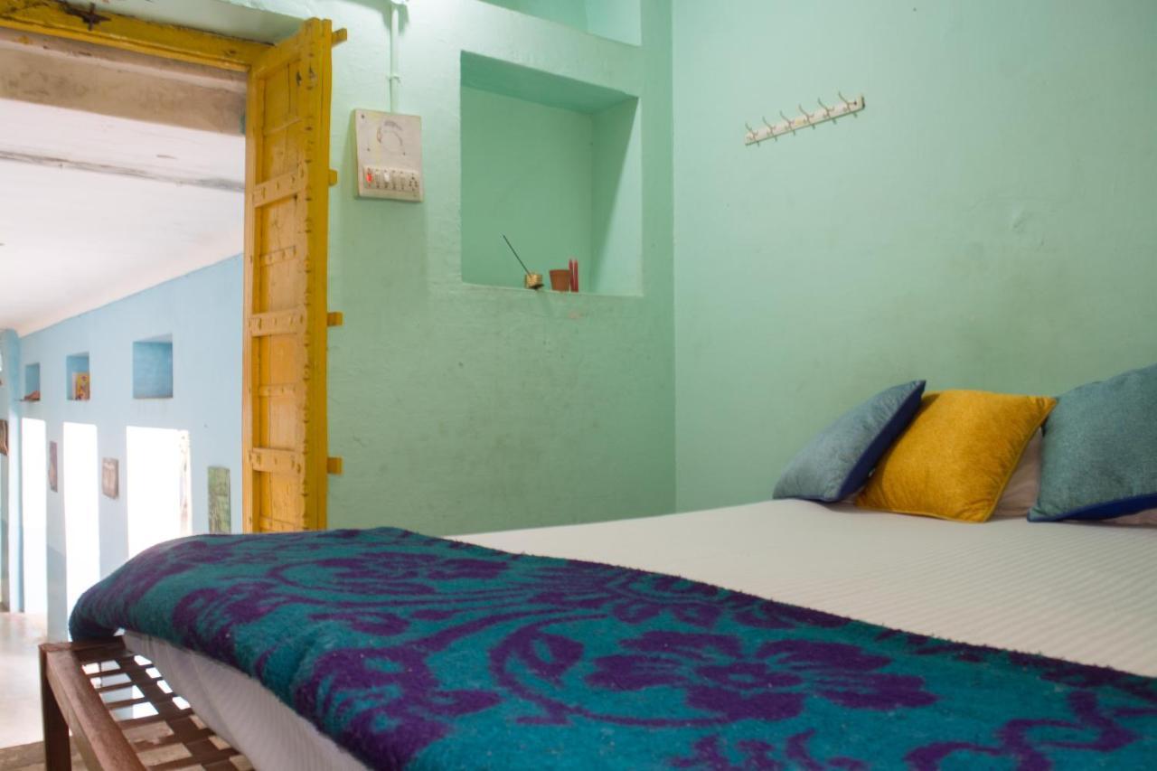 Auberge de jeunesse 12 Monks Backpackers Community à Pushkar Extérieur photo