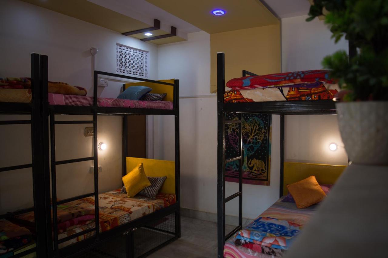 Auberge de jeunesse 12 Monks Backpackers Community à Pushkar Extérieur photo
