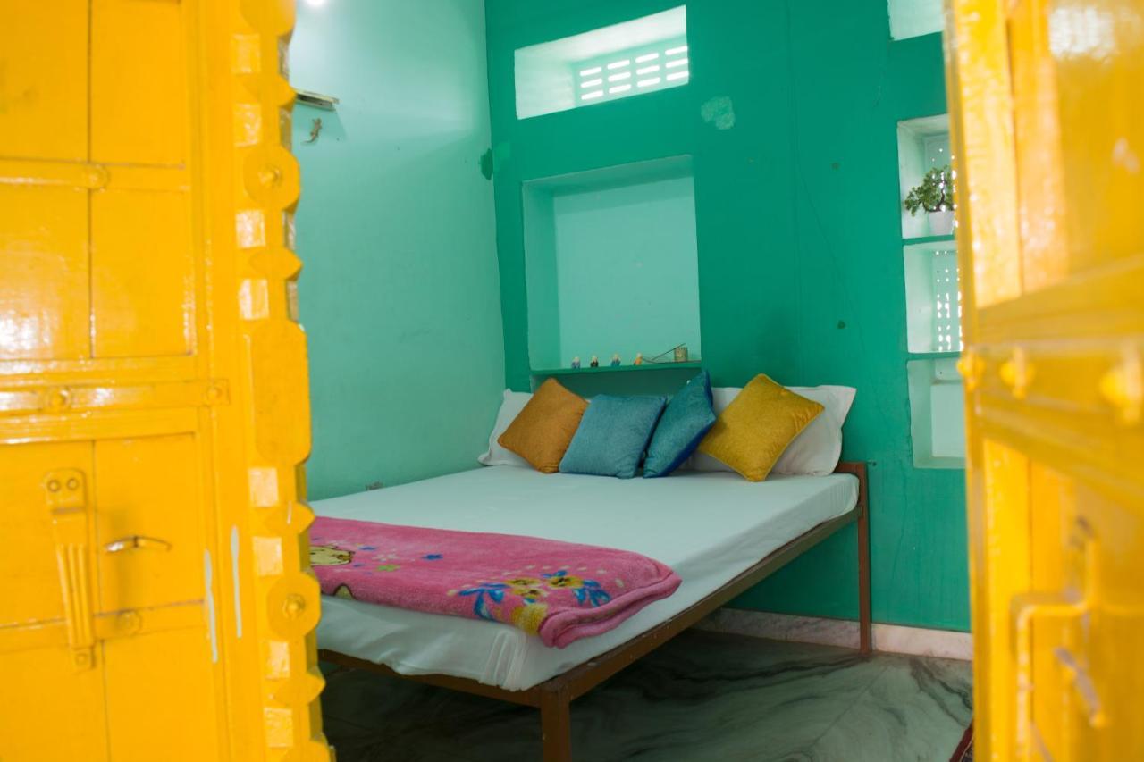 Auberge de jeunesse 12 Monks Backpackers Community à Pushkar Extérieur photo