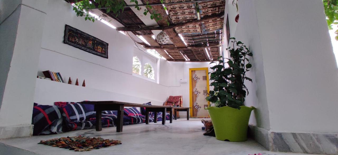 Auberge de jeunesse 12 Monks Backpackers Community à Pushkar Extérieur photo